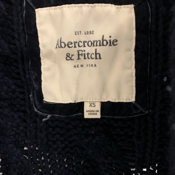 2000s A&F Cable Sweater Hooded Vest - Picture 3 of 3